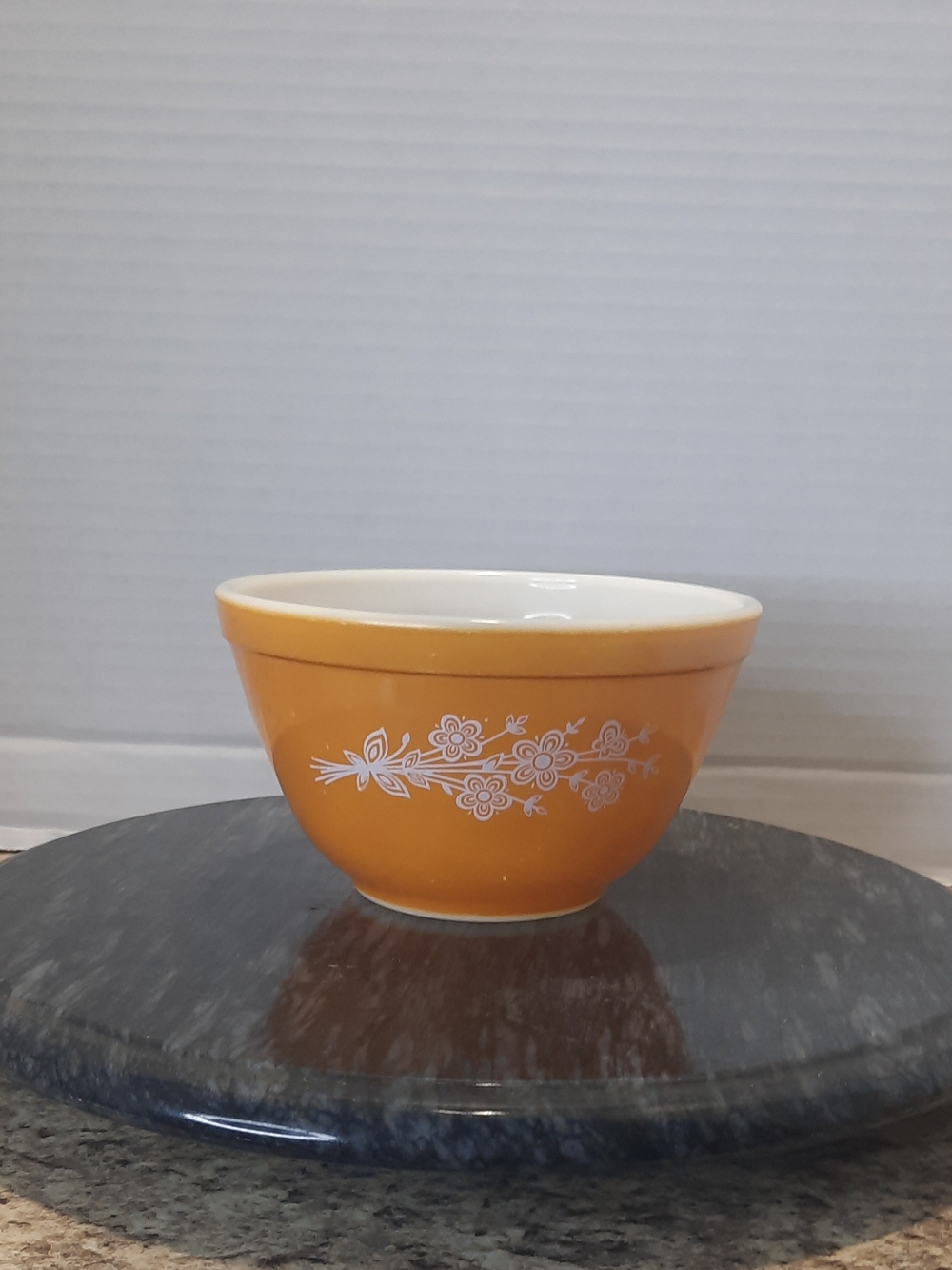 Pyrex Butterfly Gold Redesign Mixing Bowl